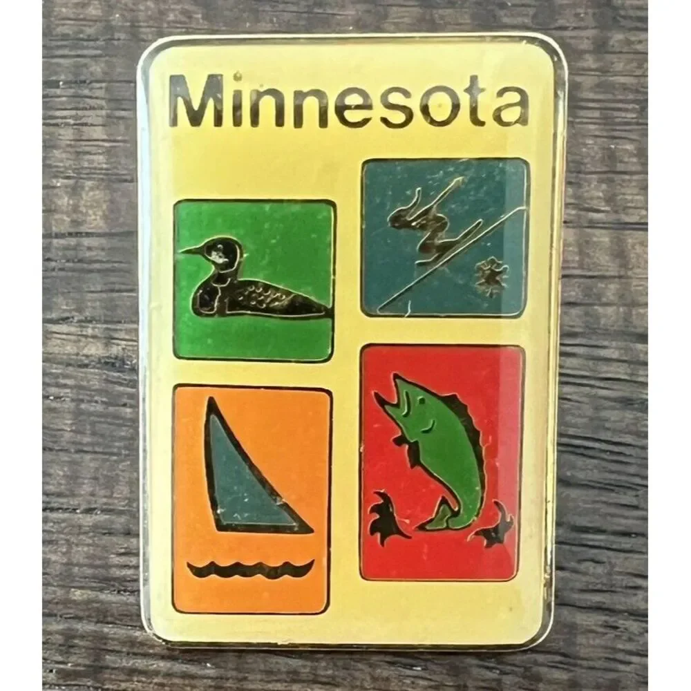 Vintage Minnesota Hat Lapel Vest Souvenir Pin (Fish,‎ Ski, Duck, Sail)